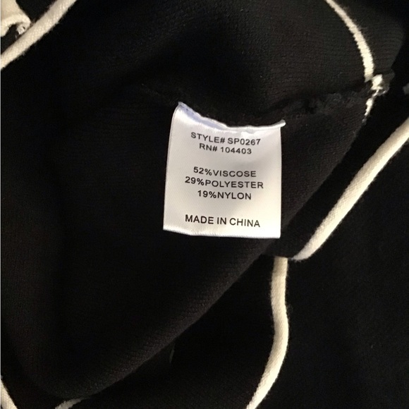 ZOE AND CLAIRE Contrast Mini Sweater Dress | Size S - Picture 6 of 11